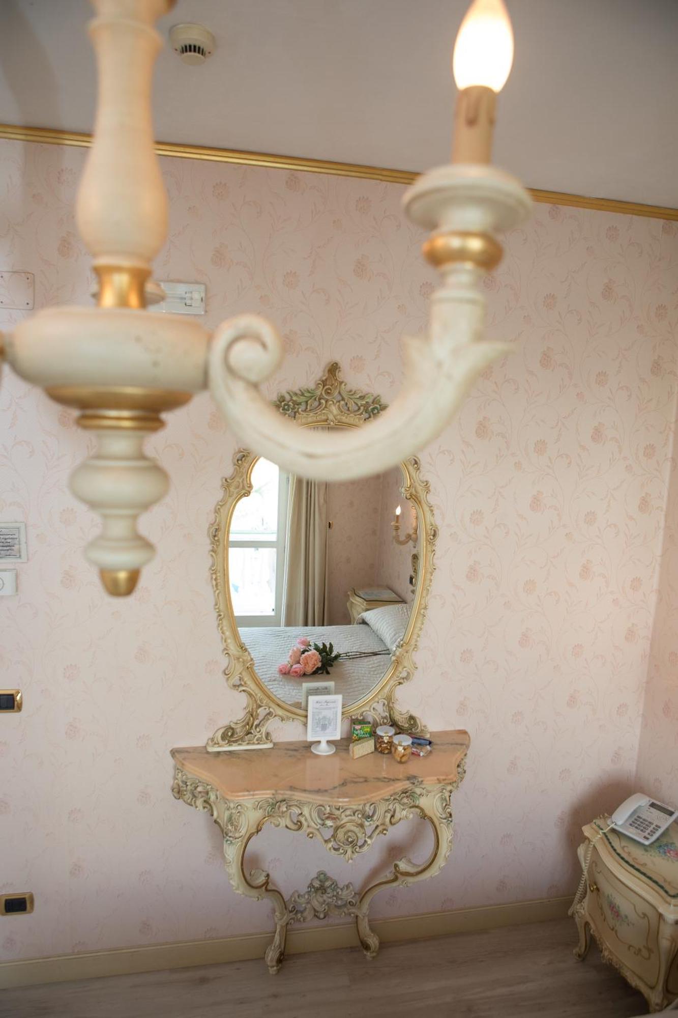 Hotel Imperiale Terzigno Eksteriør billede