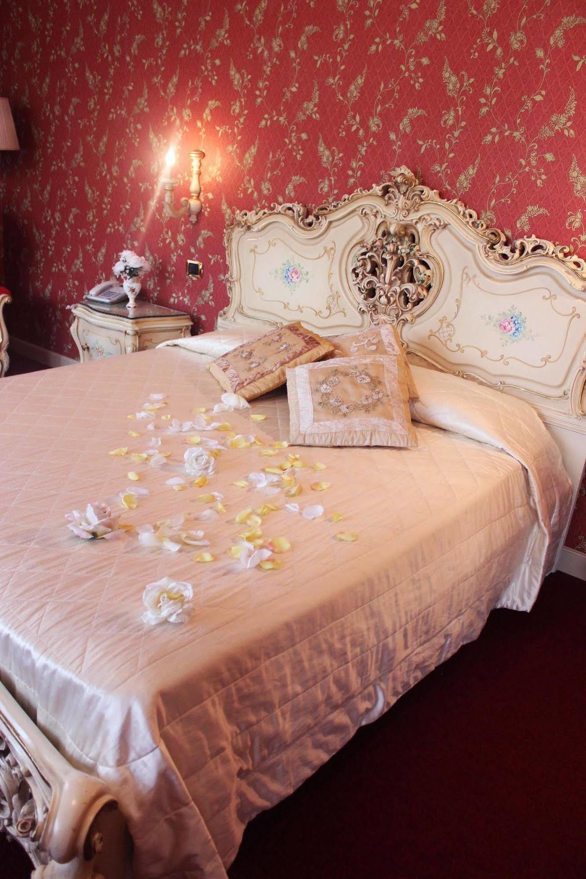 Hotel Imperiale Terzigno Eksteriør billede